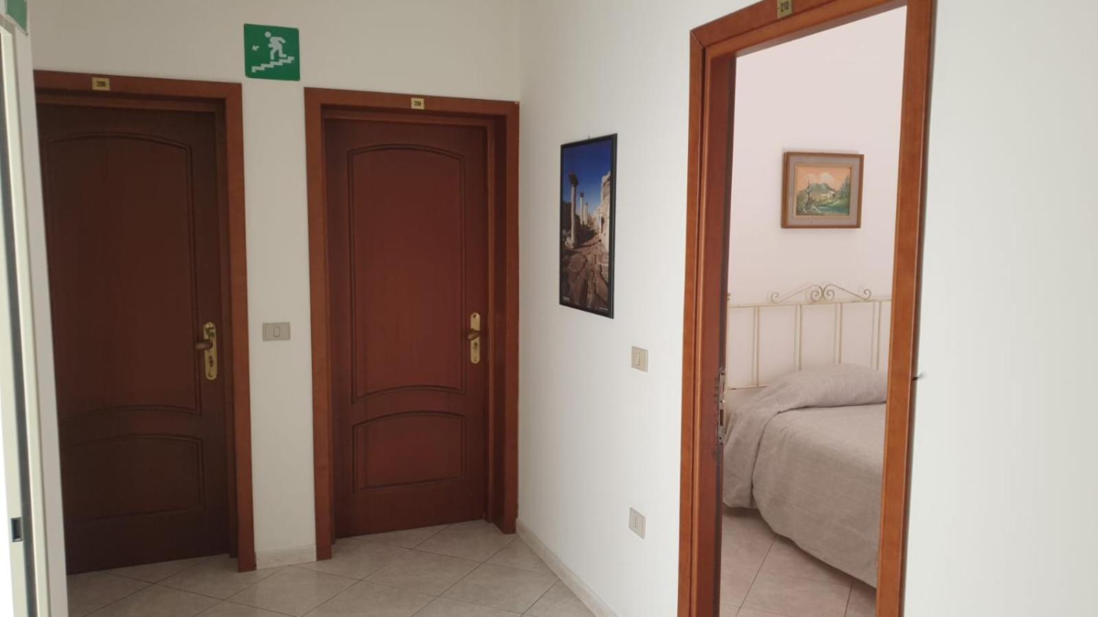 Hotel 4 Mori Cagliari Exterior foto